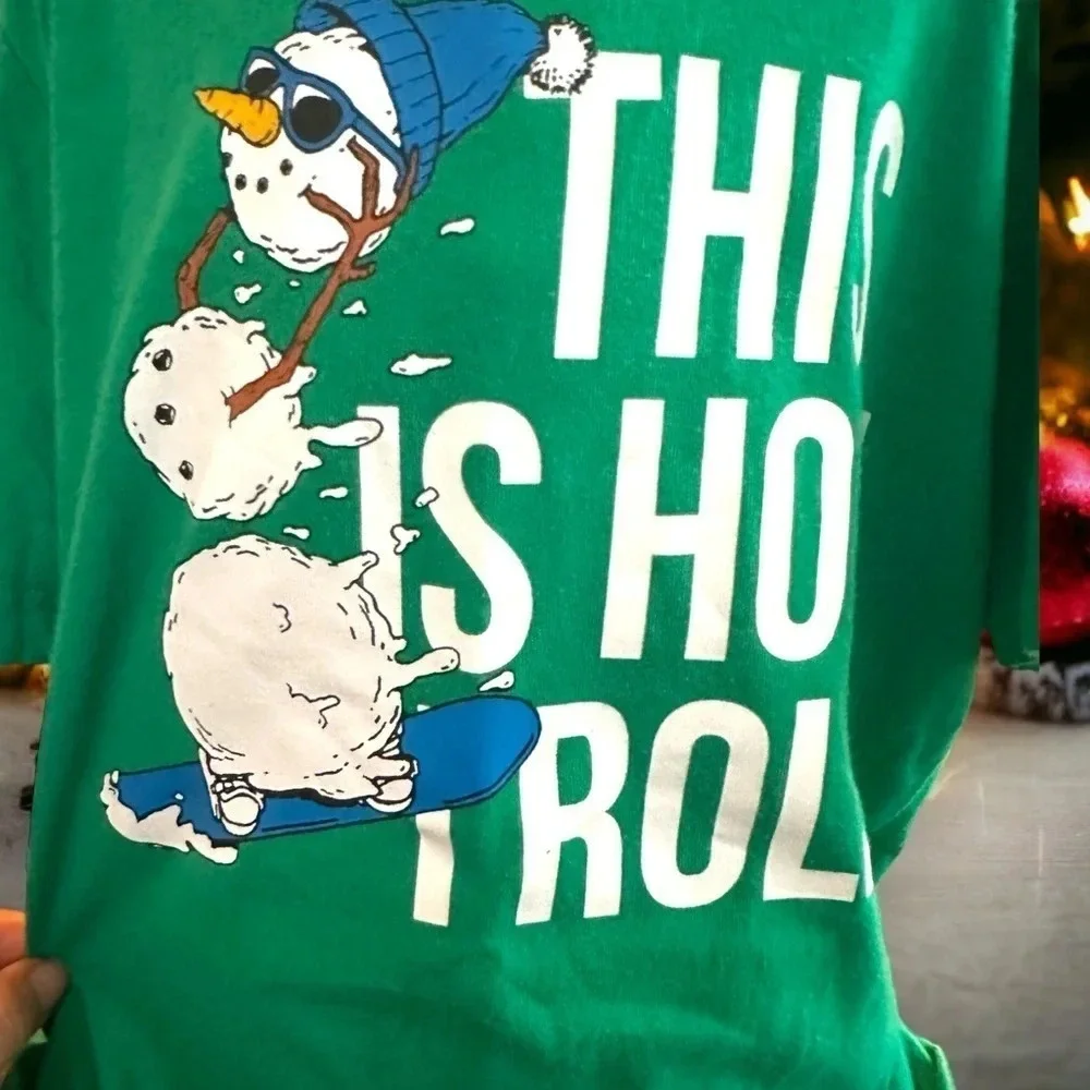 Old Navy Christmas‎ winter shirt small